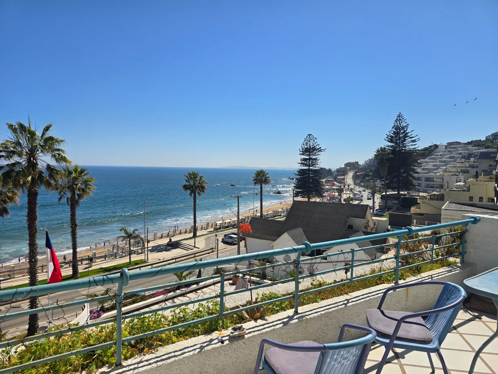 Terraza con vista al océano